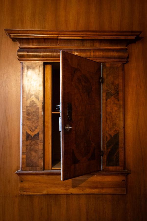 Goethe House In Old Town Zuerich Apartment ภายนอก รูปภาพ